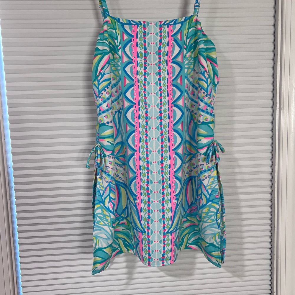 Lilly Pulitzer Tropical Print Romper in Pink and Blue - Picture 2 of 6